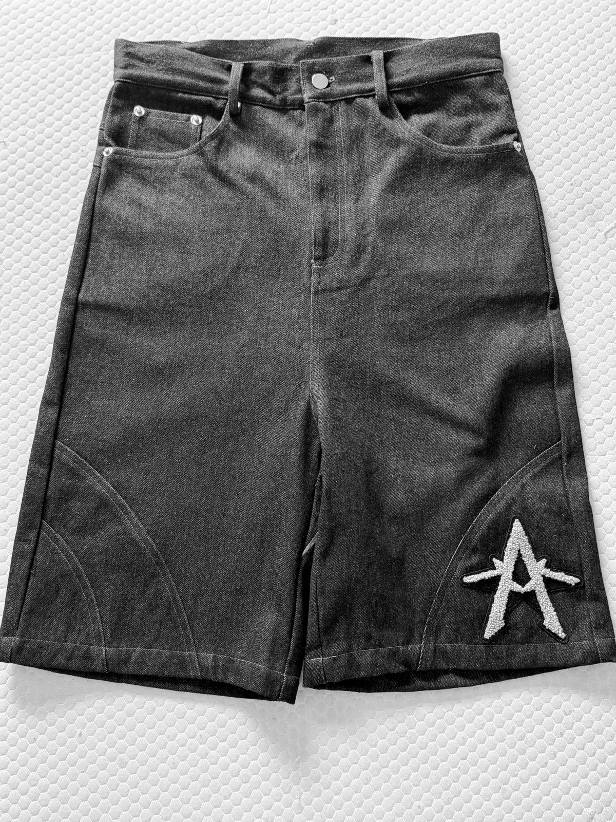 Alluchi Super Baggy Jorts